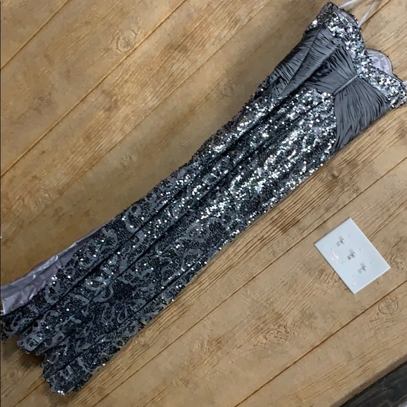 Prom Dress - Picture 6 of 7